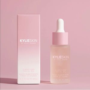 Kylie Cosmetics Clarifying Facial Oil